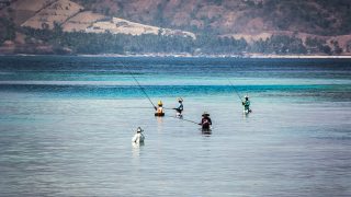 pecheurs iles gili air indonesie