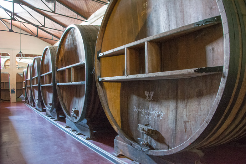 Mendoza vin vignobles oenologie visiter bodega lopez ancienne visite et degustation gratuite