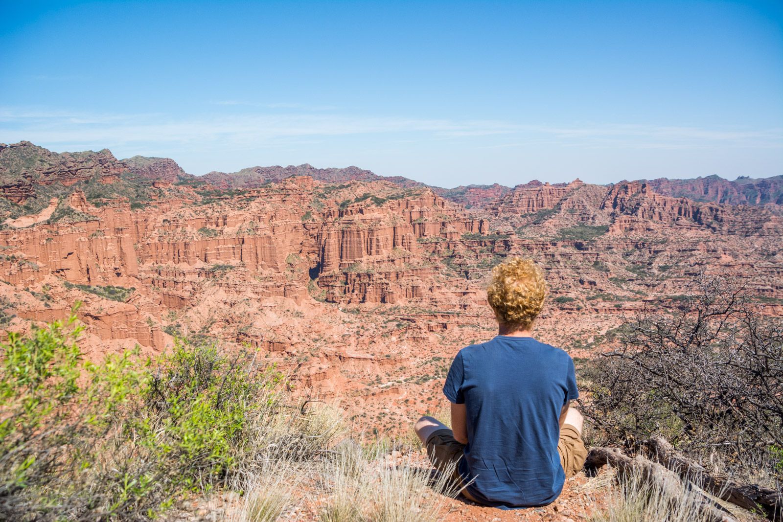 Parc National Sierra de las Quijadas province de San Luis Argentine tim admire le paysage du canyon postshow