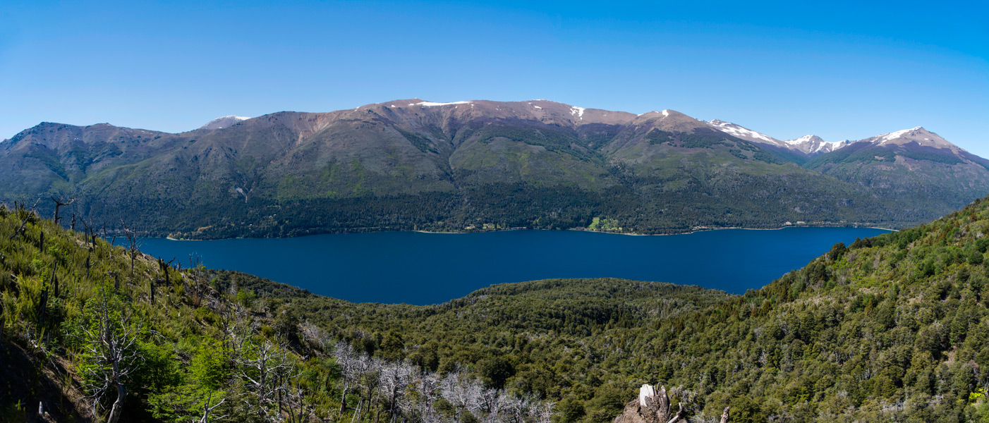 panorama-vue-lago-gutierrez-depuis-trekking-sentier-refuge-frey-bariloche
