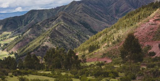 Montagnes de la Cordillère des Andes autour d'un volontariat au Pérou - El Champal