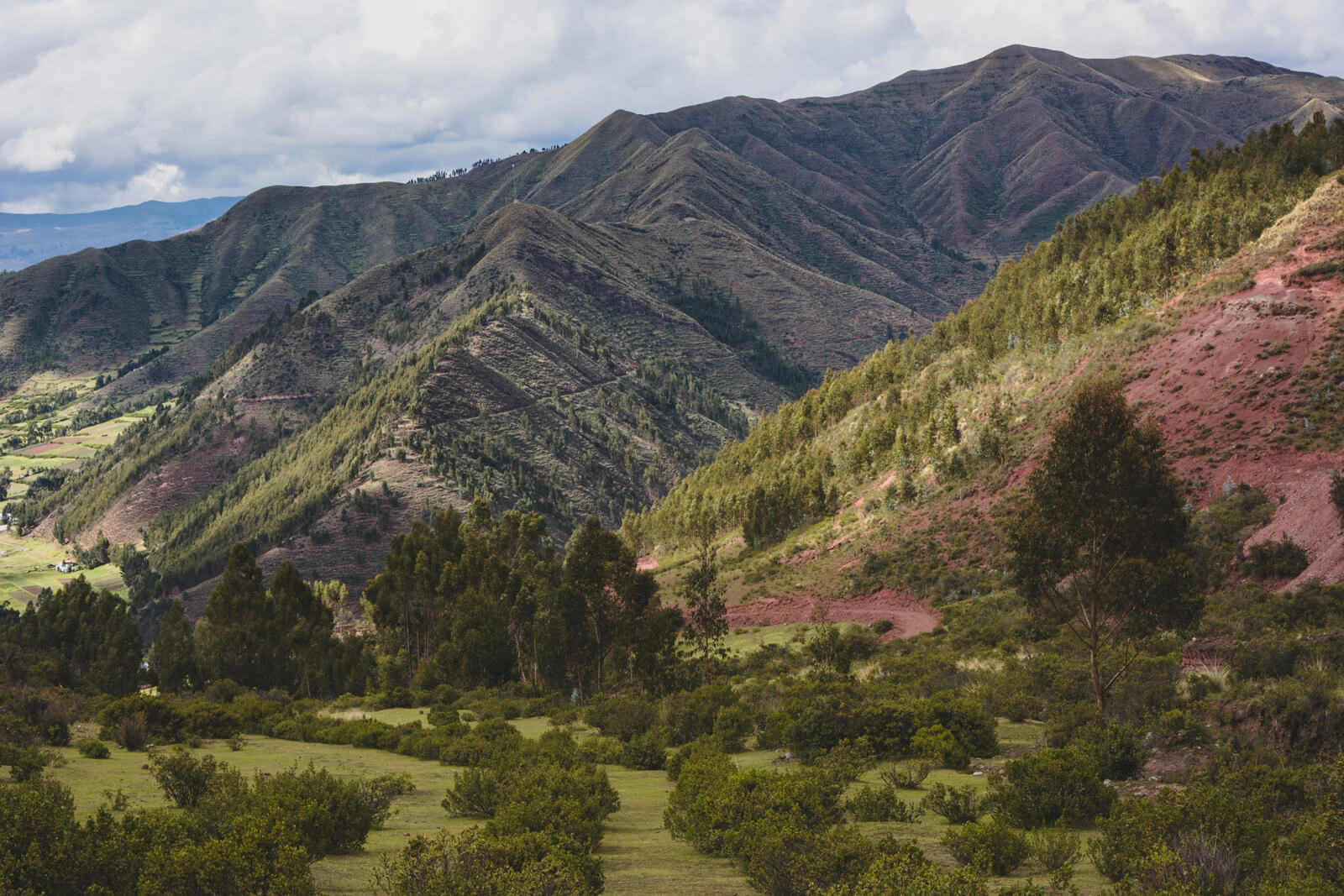 Montagnes de la Cordillère des Andes autour d'un volontariat au Pérou - El Champal