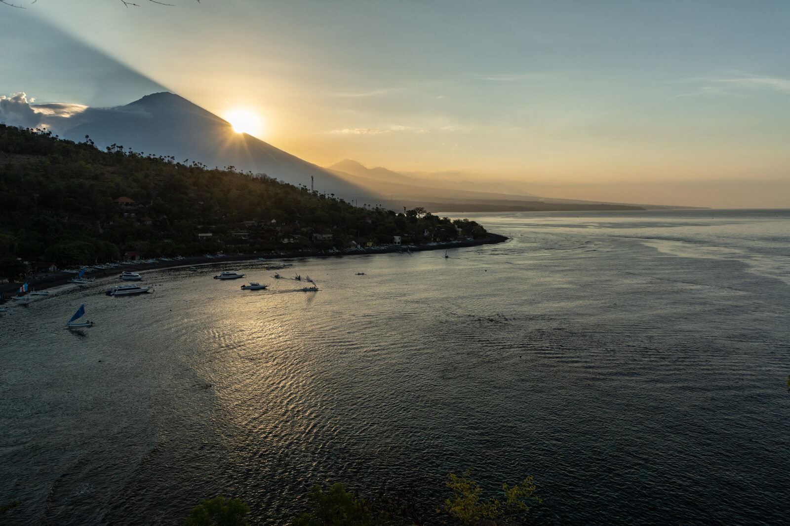 Vue Sur Mont Batur Depuis Amed à Bali En Indonésie