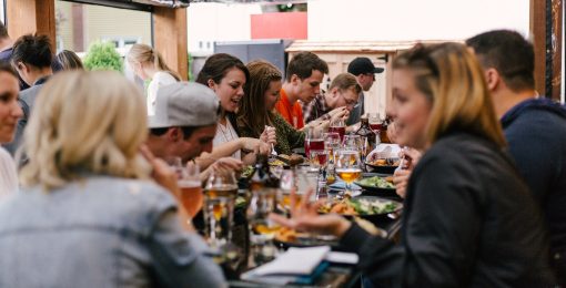 Rencontrer Des Personnes En Voyage