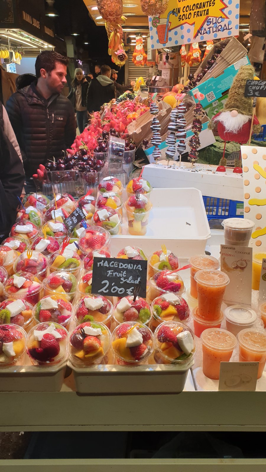 Fruits Prepares Au Marche De Barcelone