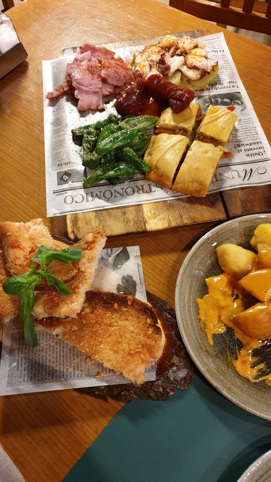 Tapas A Barcelone