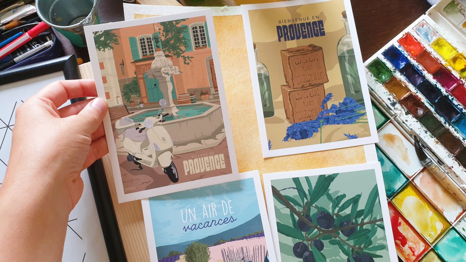Disposition De Cartes Postales