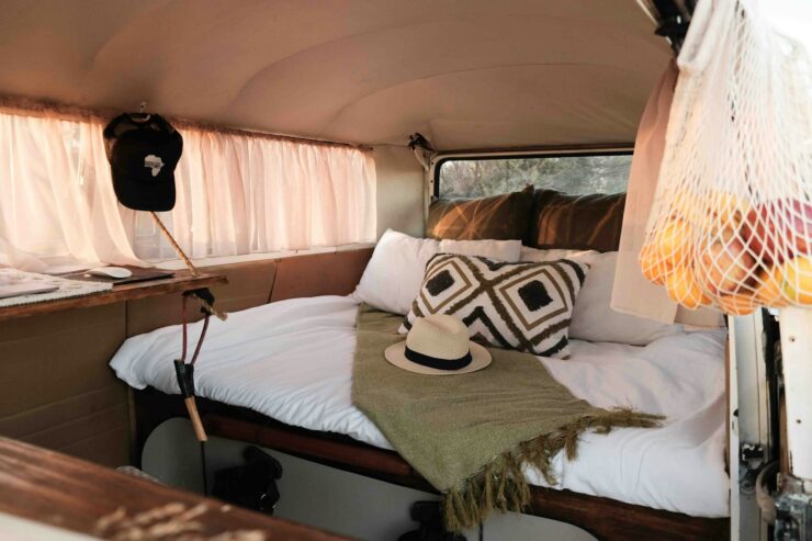 Photo De Van Interieur Avec Ouverture En Plexiglass