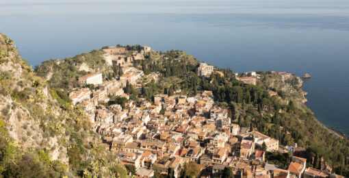 Taormina Vue Panoramique Avec La Mer