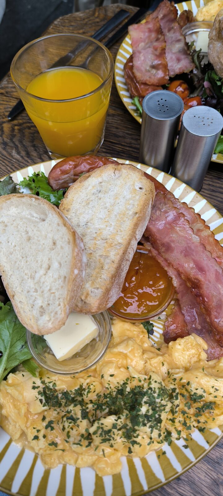 Brunch Sale A Porto Rue Do Floras
