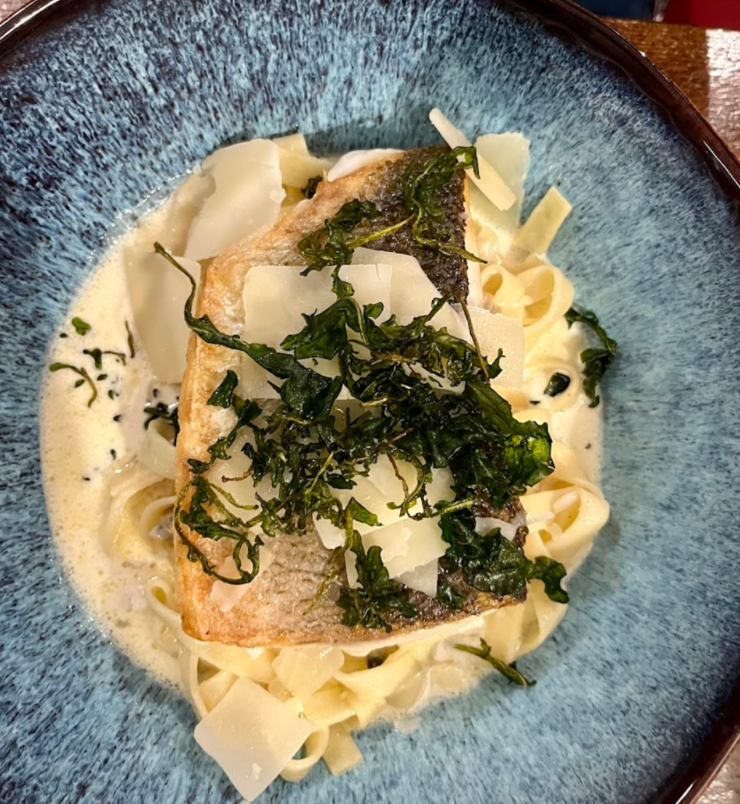 Plat De Poisson Et Creme