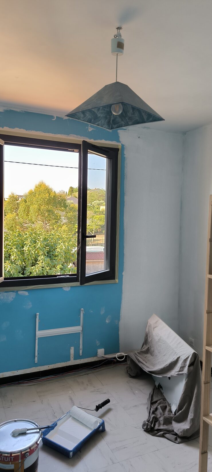 Sous Couche Blanche Sur Mur Lissé