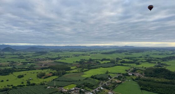 Montgolfiere Paysage En France